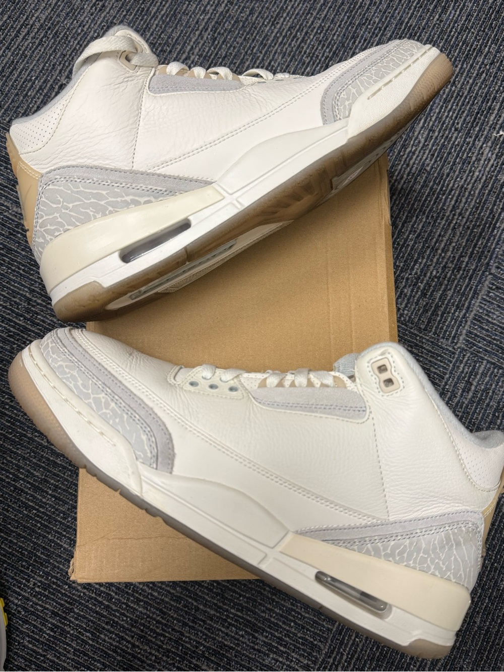 Jordan 3 Retro Craft Ivory - Men’s Sneakers White with Light Gray Accents